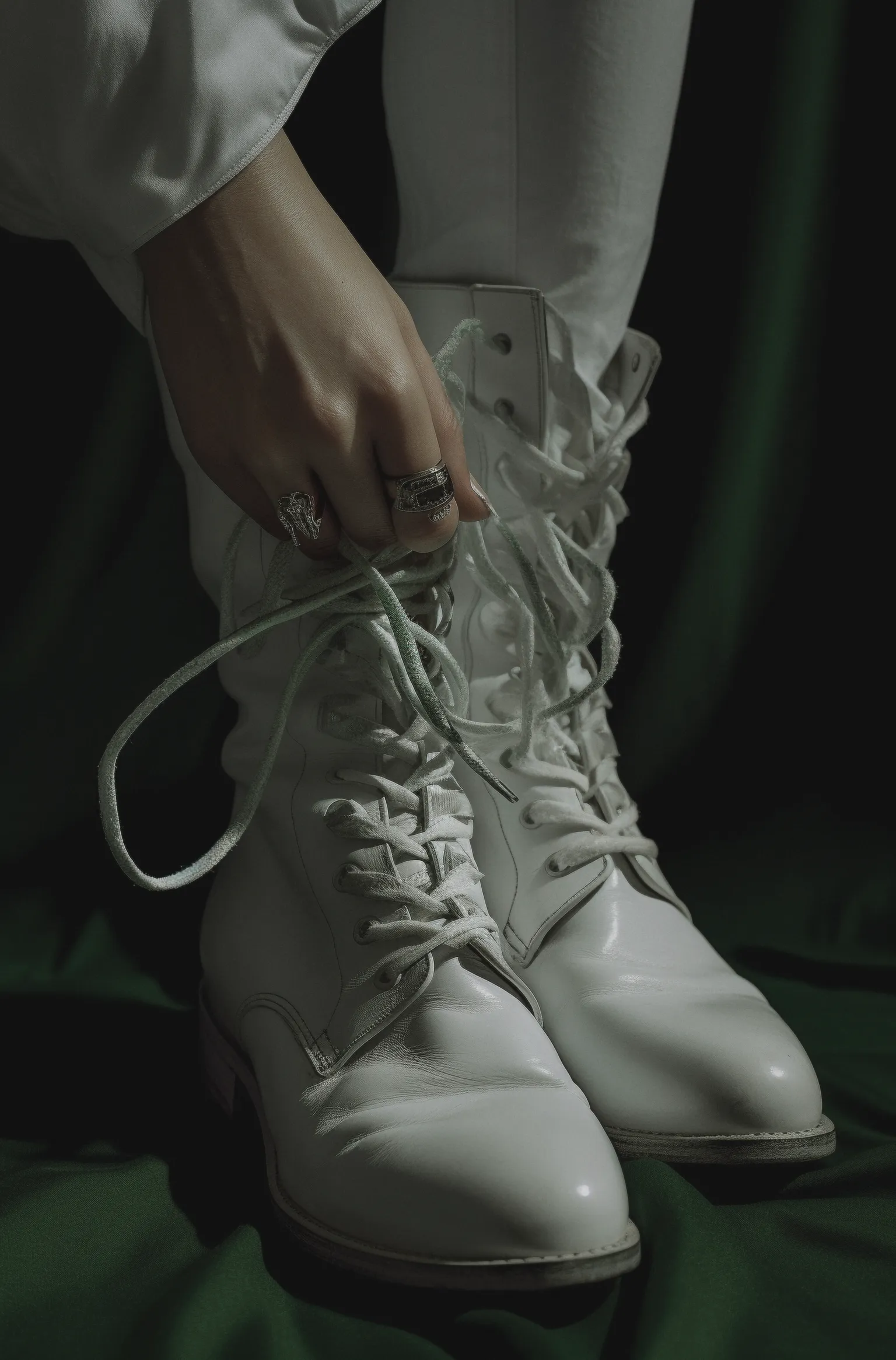 JAMES_MEADE_BOOTS_2A.png